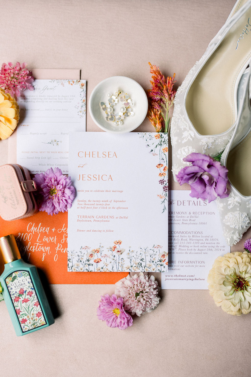 How Many Wedding Invitations Do You Really Need to Order?