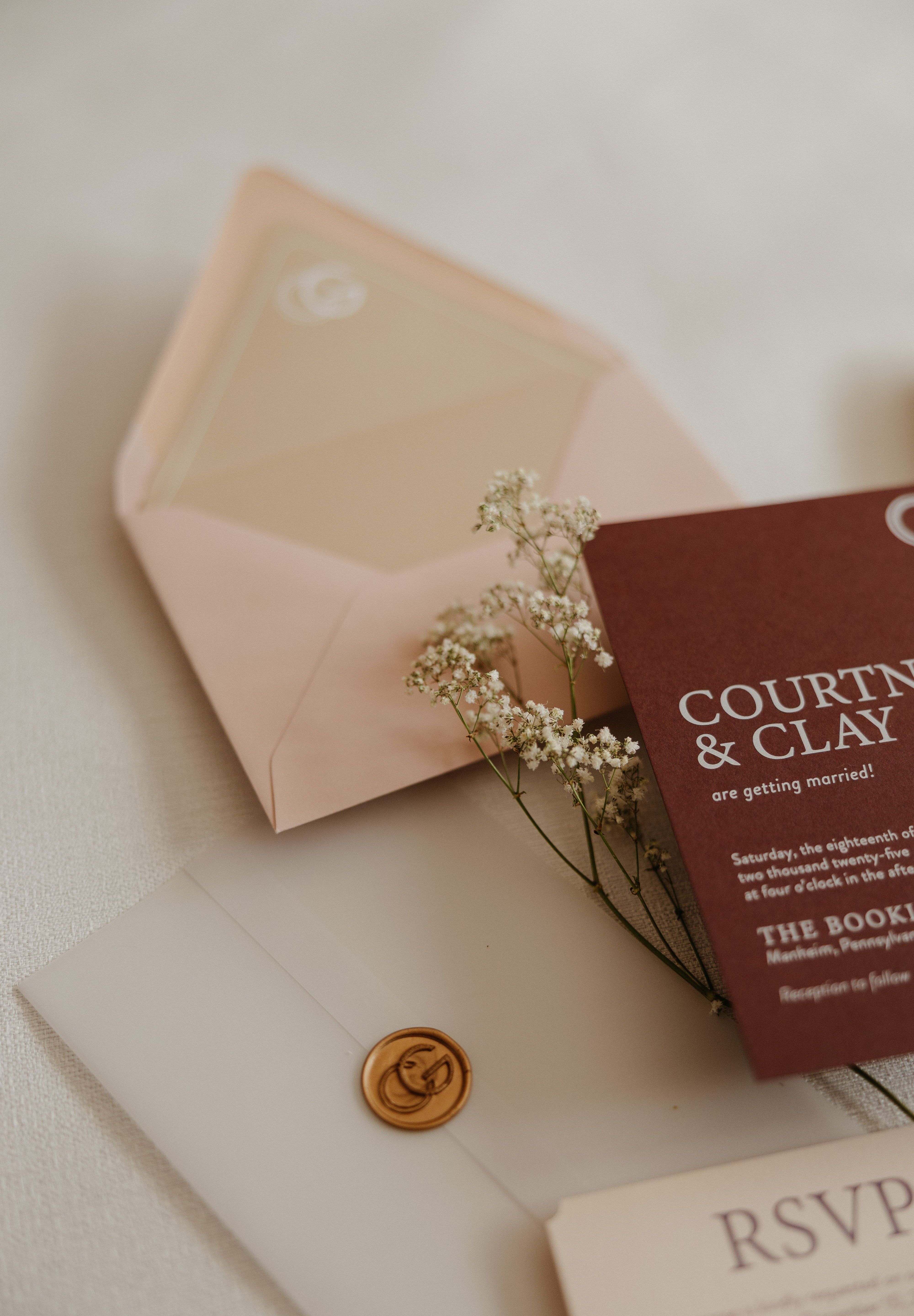 Top Ways to Save Money on Wedding Invitations