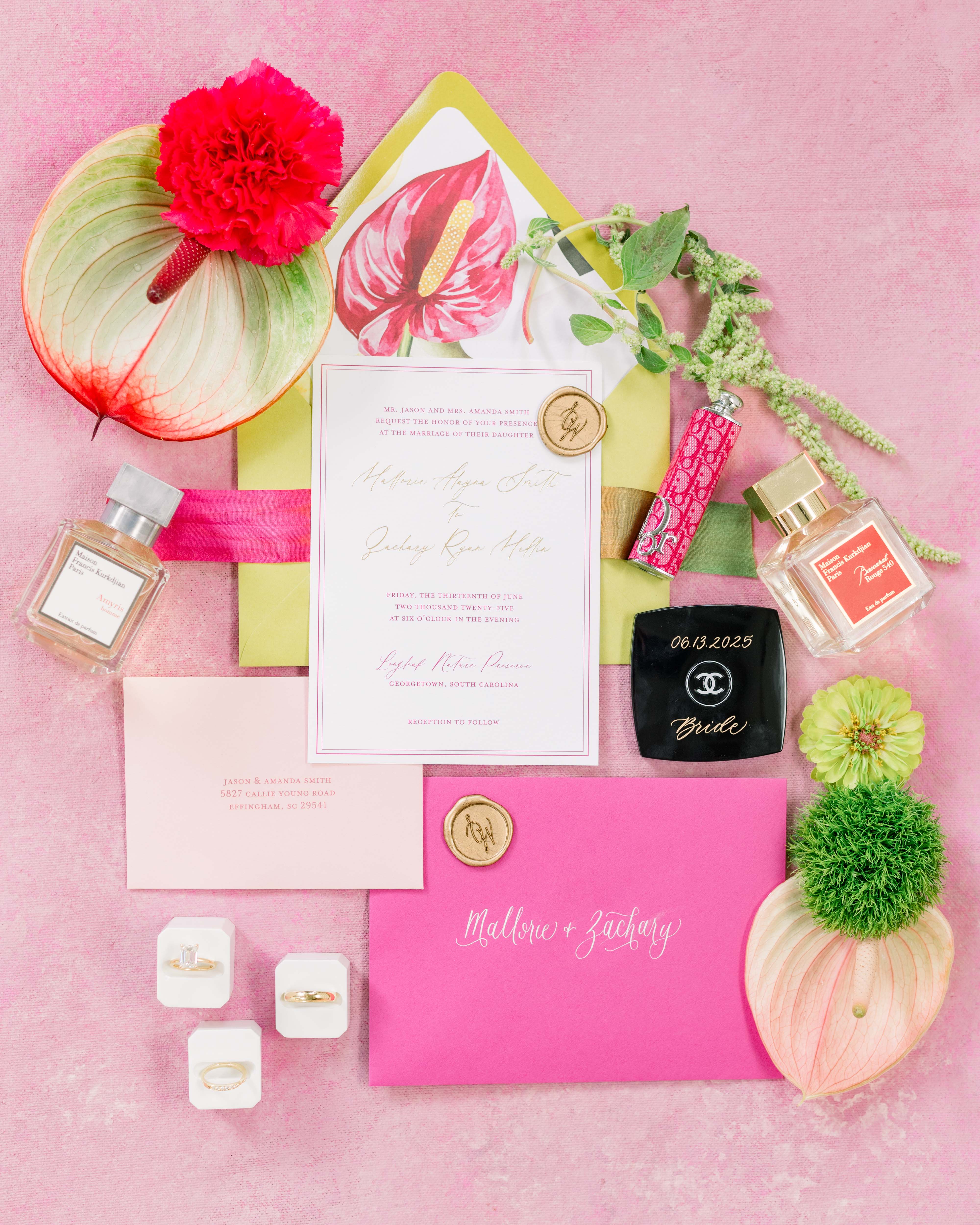 What Is a Wedding Invitation Suite? A Breakdown of All the Pieces