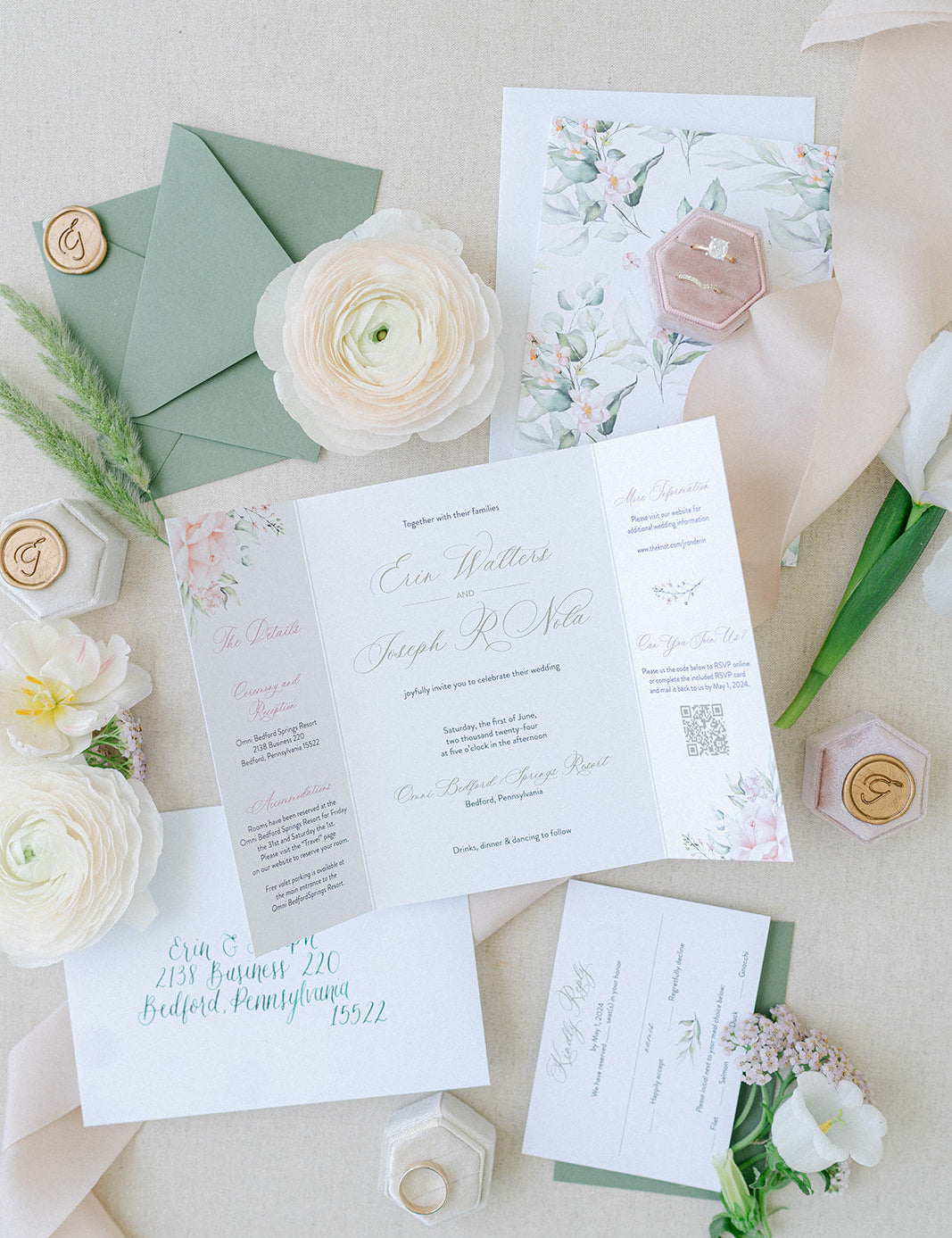 Flat vs. Folded Invitations: Which Style Is Right for You?