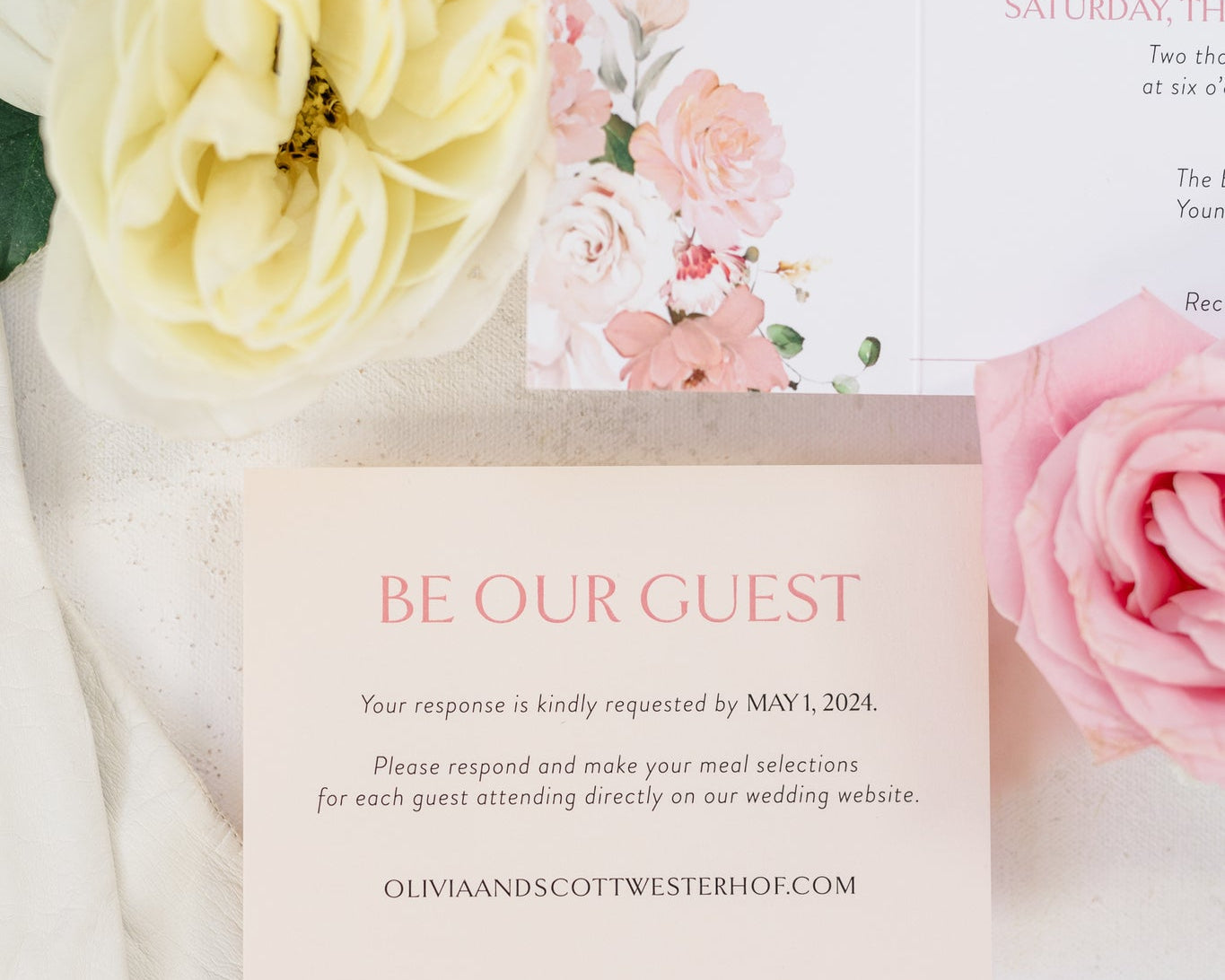 What Should Be Included on Your Wedding Website