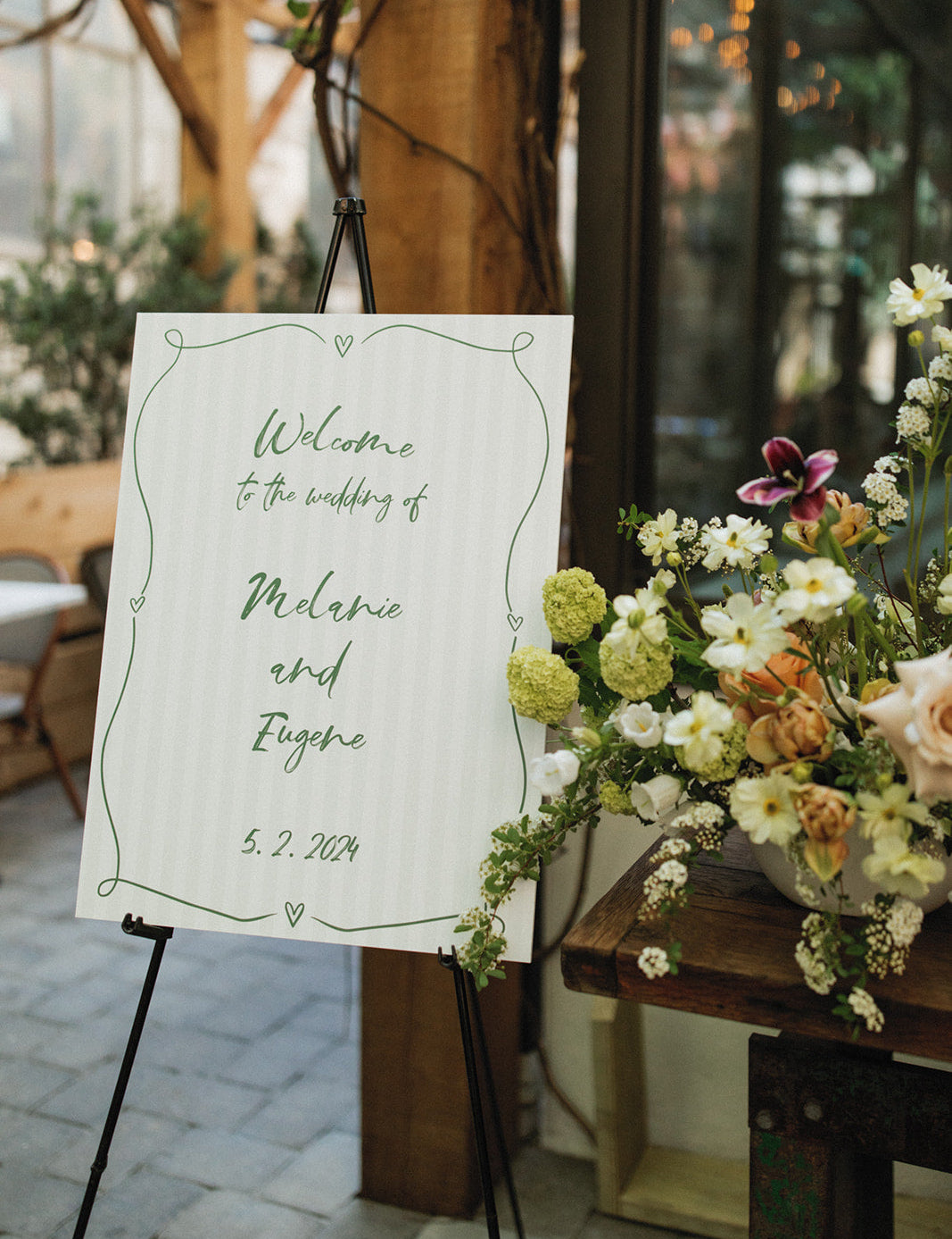 The Must-Have Day-of Wedding Signs for a Seamless Celebration